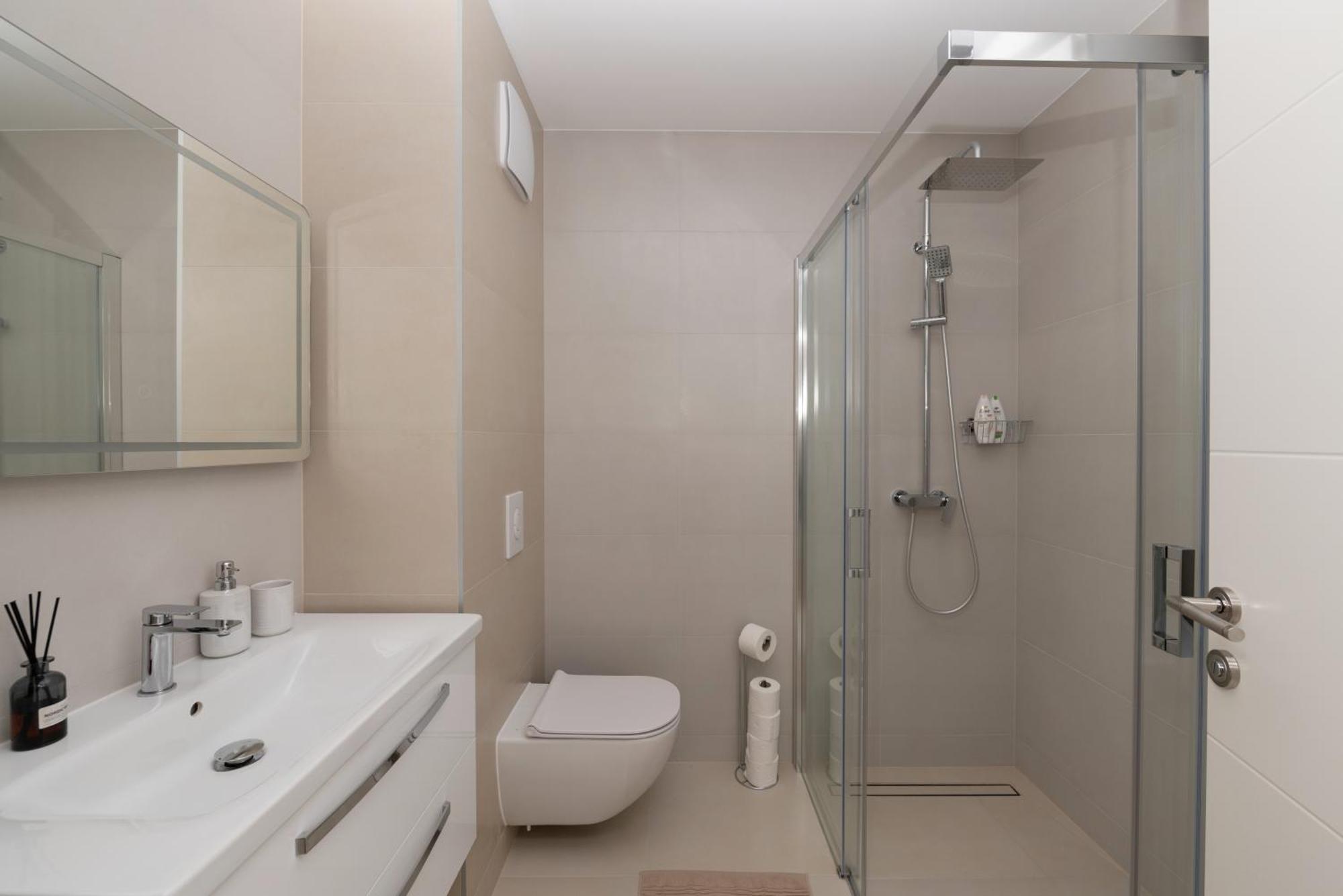 Lea, Apartament Makarska